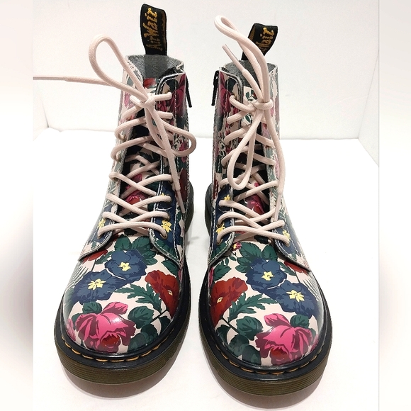 Dr Martens 1461 English Garden Boots, NWT, Size 6‎ - Picture 3 of 12